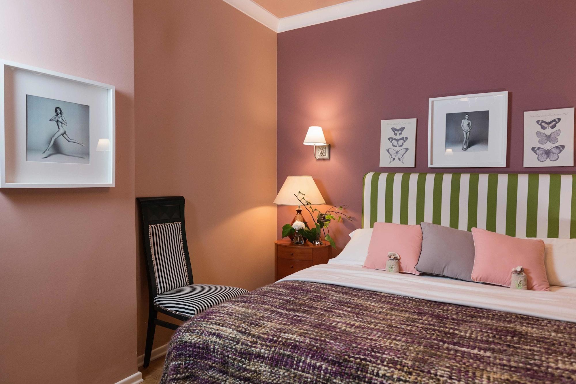 Areela Boutique Hotel Tiranë Ngoại thất bức ảnh
