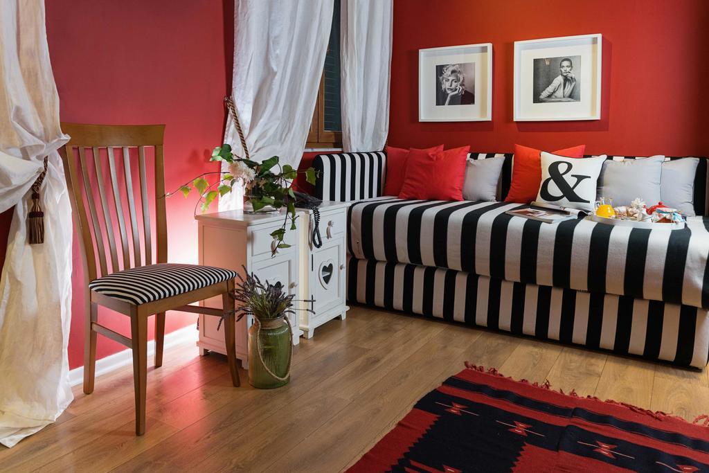 Areela Boutique Hotel Tiranë Ngoại thất bức ảnh